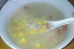 玉米枸杞小圆子汤