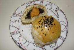 绿豆蛋黄酥
