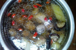 青木瓜香菇鸡汤