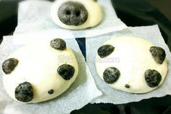 猫熊豆沙包
