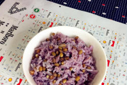 绿豆紫色米饭