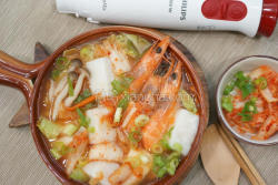韩式泡菜年糕汤