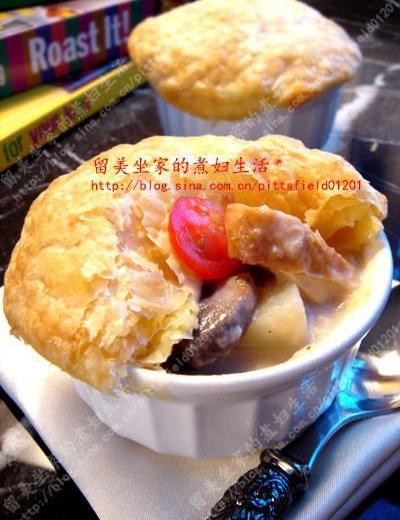 酥皮奶油蘑菇鸡汤