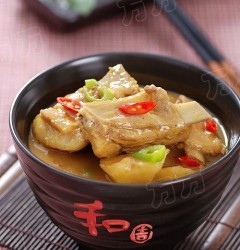 咖喱土豆炖排骨