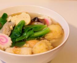 鱼蛋杂菌玉子豆腐汤