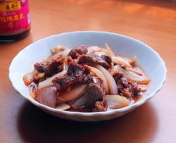 洋葱腐乳汁炒牛肉