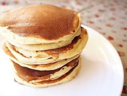 柠檬舒芙蕾煎饼