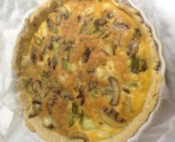 法式京葱蘑菇鸡蛋馅饼Quiche aux champignons et aux poireaux