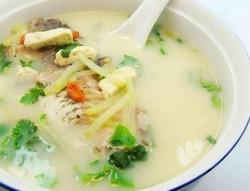 鲫鱼汤