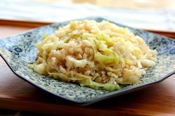 极简圆白菜炒饭