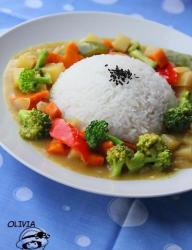 椰香咖喱蔬菜烩饭