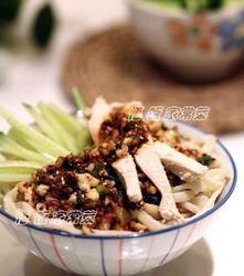 鸡丝凉面