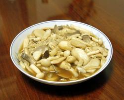 蚝油炒杂菌