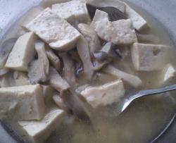 极鲜豆腐蘑菇汤泡饭