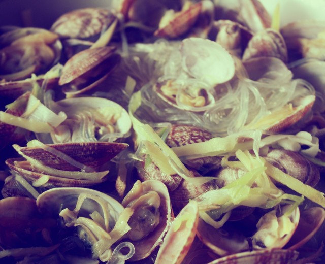 海蛤粉丝汤