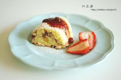 草莓酸奶油蛋糕