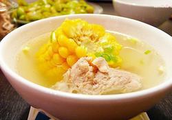 清香玉米排骨汤