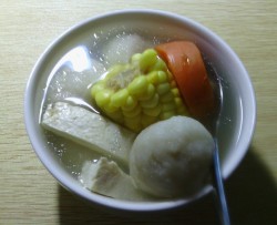 玉米豆腐鱼丸汤