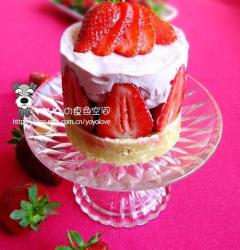 草莓幕司蛋糕
