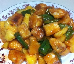 菠萝咕老豆腐