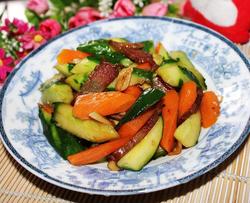 腊肉炒青瓜