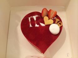 红丝绒—情人节草莓CAKE