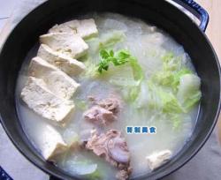 排骨白菜豆腐汤