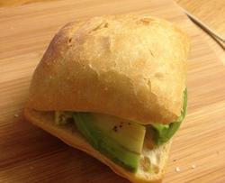 Avocado Sandwich 牛油果三明治