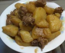 土豆炖排骨