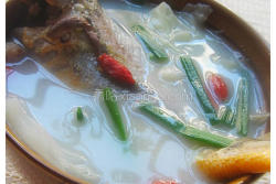 小黄鱼炖大白菜