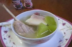 咸肉棒骨汤