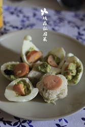 桃花牛油果沙拉三明治