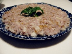 树蘑马蹄蒸肉饼