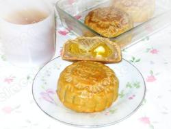 双黄莲蓉月饼