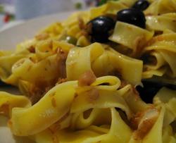 鱼酱意面 tagliatelle con salsa di pesce