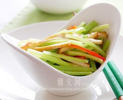 嫩芹炒香干