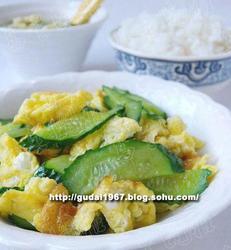 黄瓜炒蛋