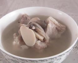 菇香排骨汤