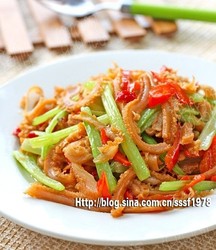 西芹烩牛