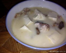 简单易做美味鱼头豆腐汤