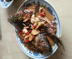 红烧鲫鱼