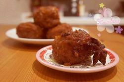 咸蛋黄芯狮子头