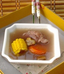 栗子玉米扇骨汤