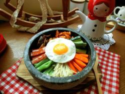 韩国石锅饭