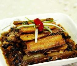 梅菜肉焖烧鳗鱼干