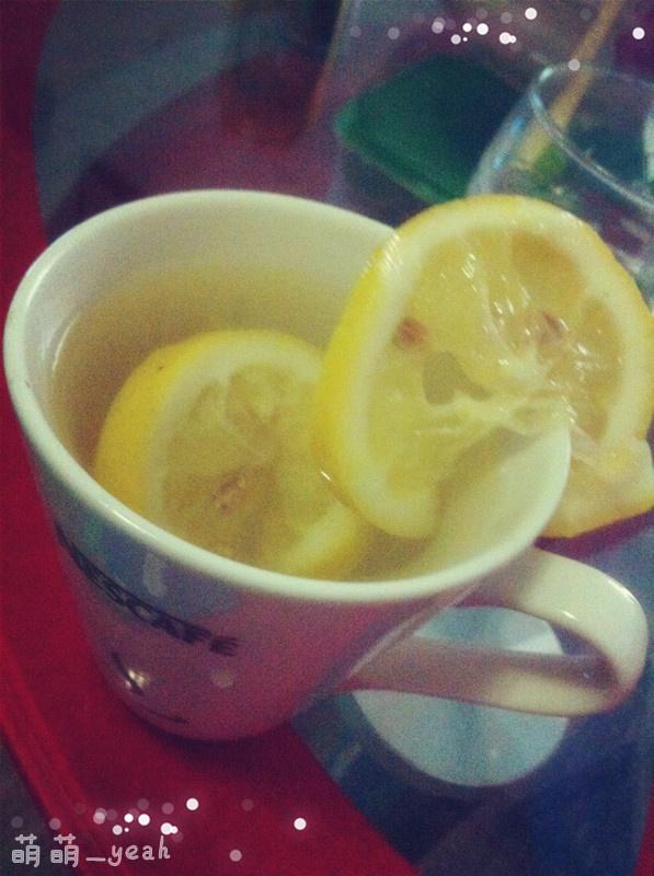 鲜柠檬汁的简易做法