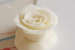 白色巧克力玫瑰花