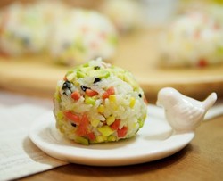 牛油果饭团