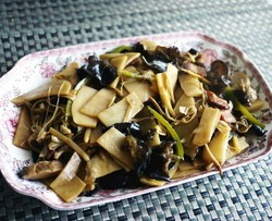 三珍春笋