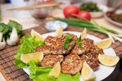 东南亚风豆腐卡博串 Tofu and Minced Pork Kebabs